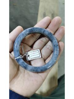 和田玉青花籽料手镯,一级细肉油润度很好
